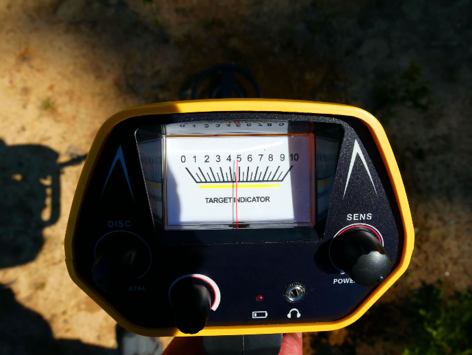 Appareil retraçant une fuite d’eau enterrée