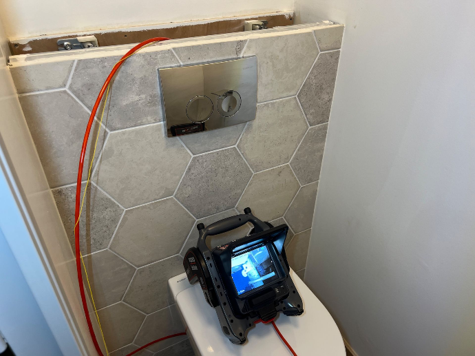 Passage caméra dans une gaine technique